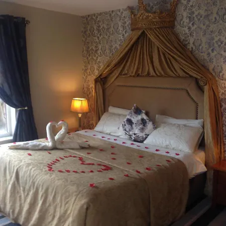 The Vero Townhouse Killarney 3*